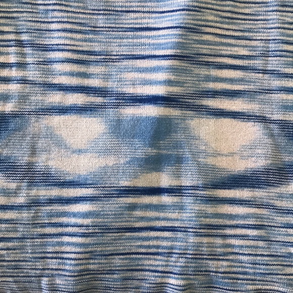 Vintage 1970s Tiffany Manor Sweater. Size Medium. - Picture 7 of 11